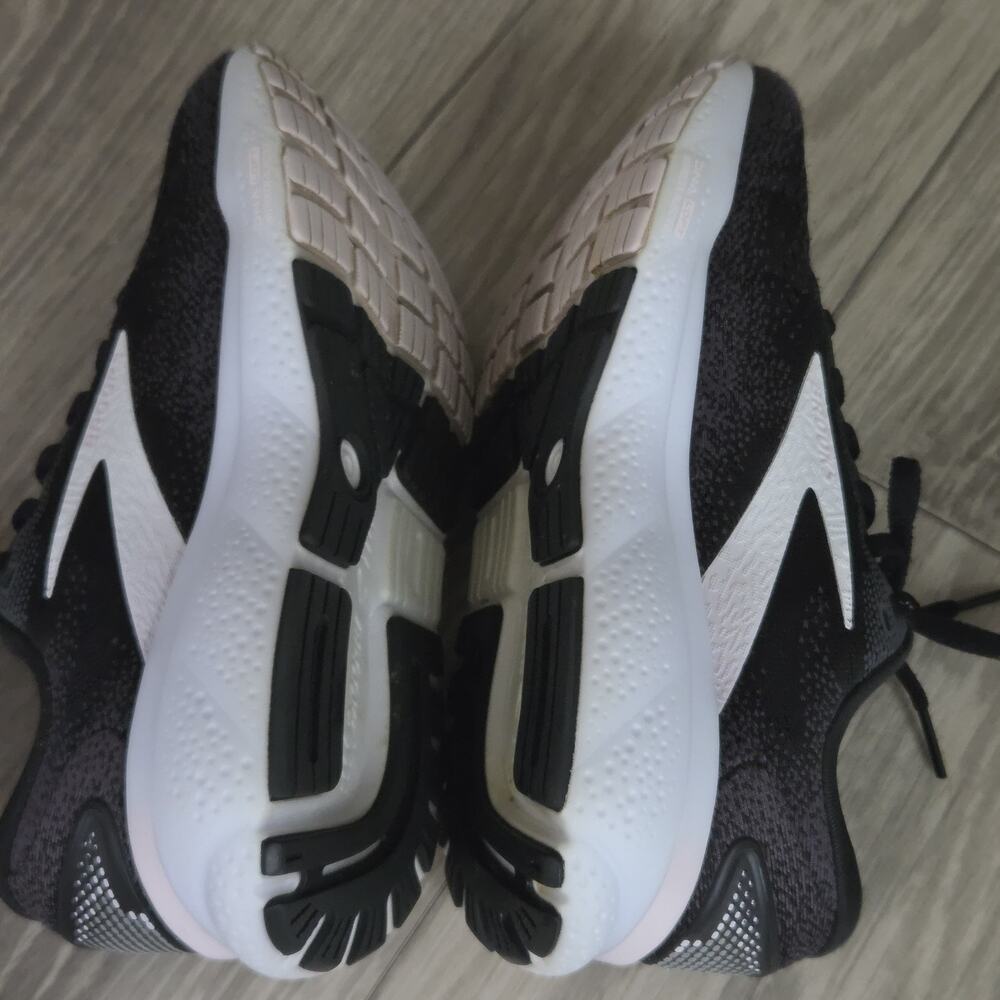B0 Brooks Ghost 16 Shoes Womens 8B Black White Low Top Running Athletic Sneakers - Picture 7 of 16